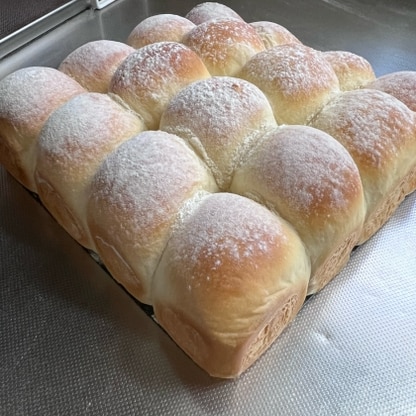 朝から美味しいふわふわなパンが食べれてホントに幸せです♪
ありがとうございました(^^)